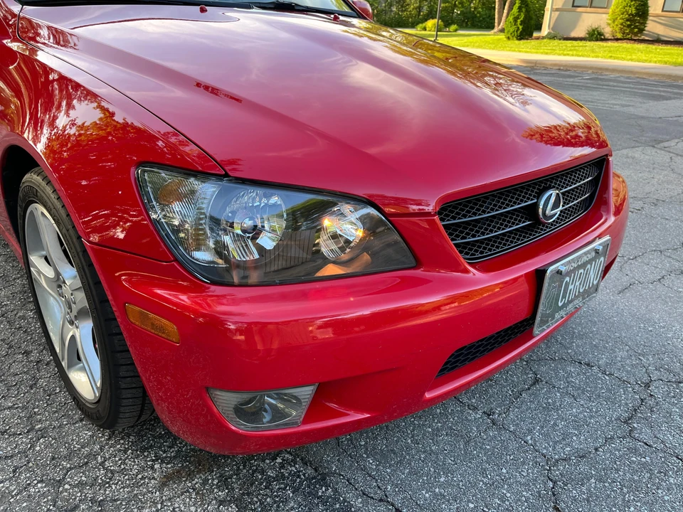 2004 Lexus IS 1st Gen - Image 26 of 31