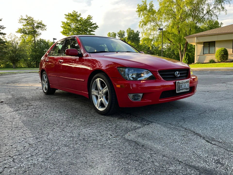 2004 Lexus IS 1st Gen - Image 23 of 31