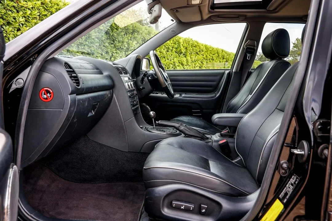 2004 Lexus IS 1st Gen - Image 14 of 30