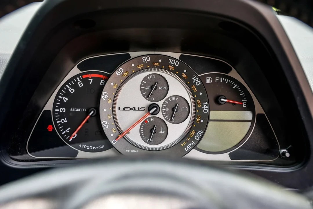 2004 Lexus IS 1st Gen - Image 22 of 30