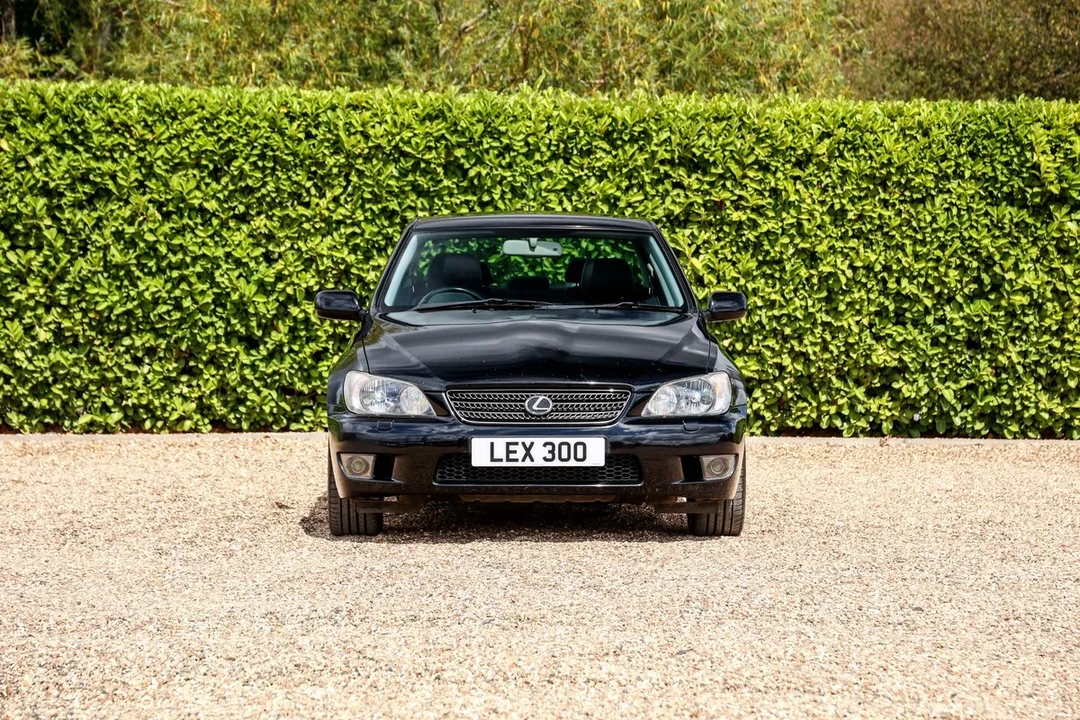 2004 Lexus IS 1st Gen - Image 3 of 30