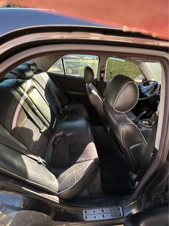 2004 Lexus IS 1st Gen - Image 11 of 15
