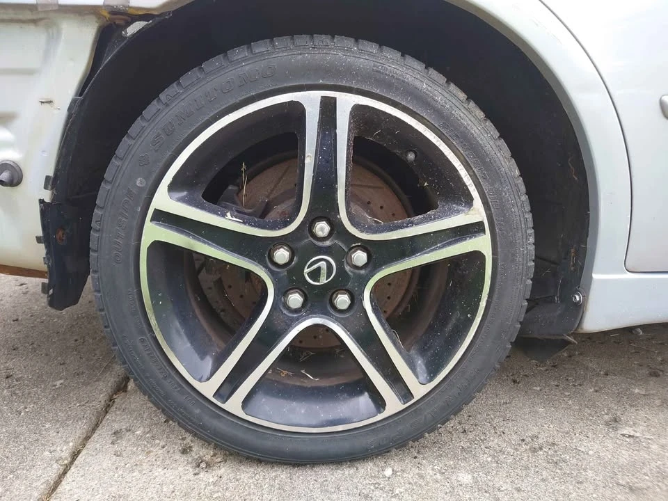 2004 Lexus IS 1st Gen - Image 10 of 16