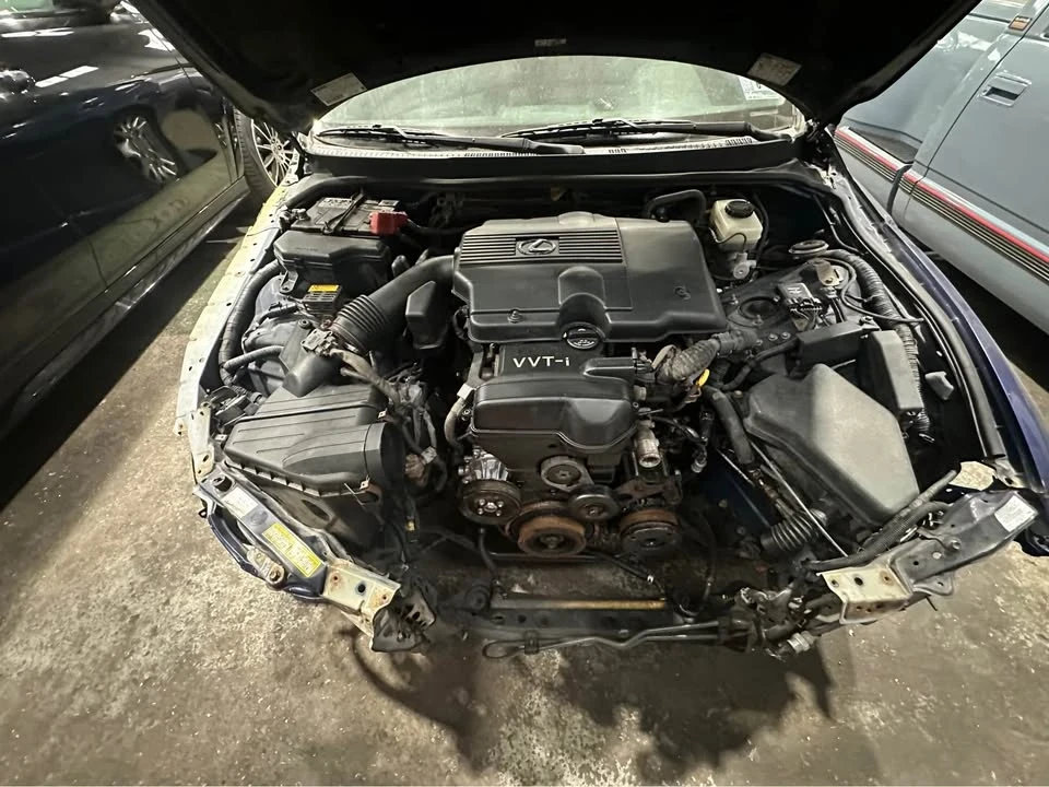 2004 Lexus IS 1st Gen - Image 9 of 19