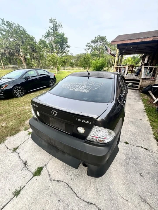 2004 Lexus IS 1st Gen - Image 2 of 11