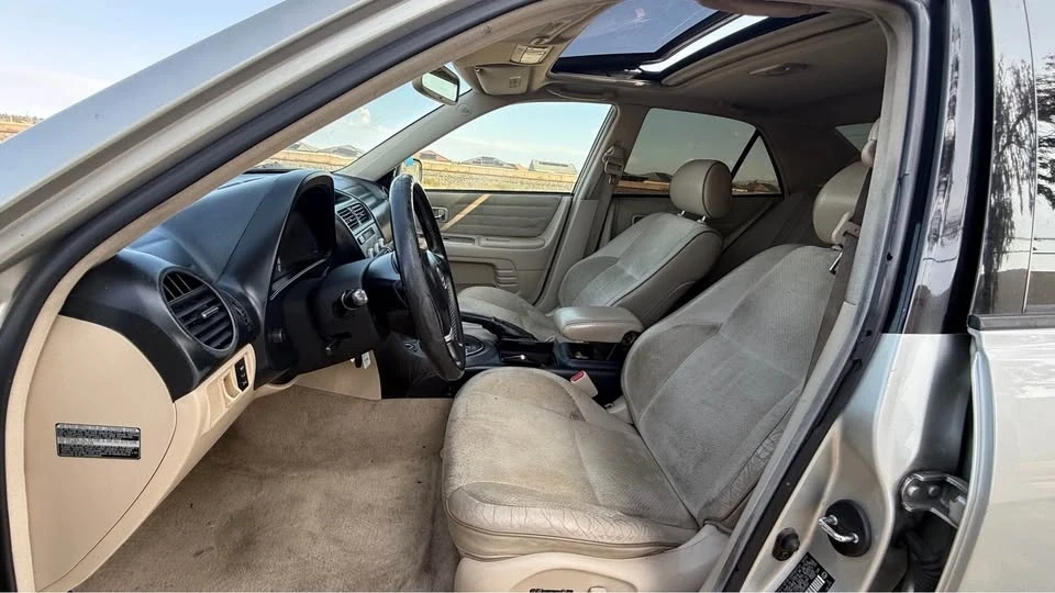 2004 Lexus IS 1st Gen - Image 9 of 15