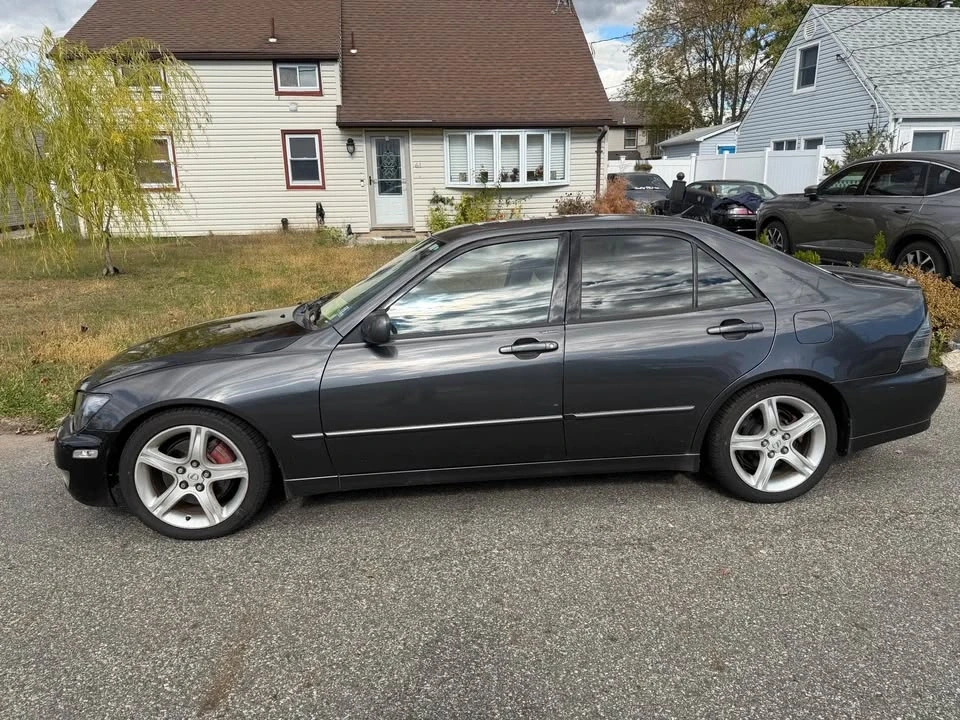 2004 Lexus IS 1st Gen - Image 3 of 19