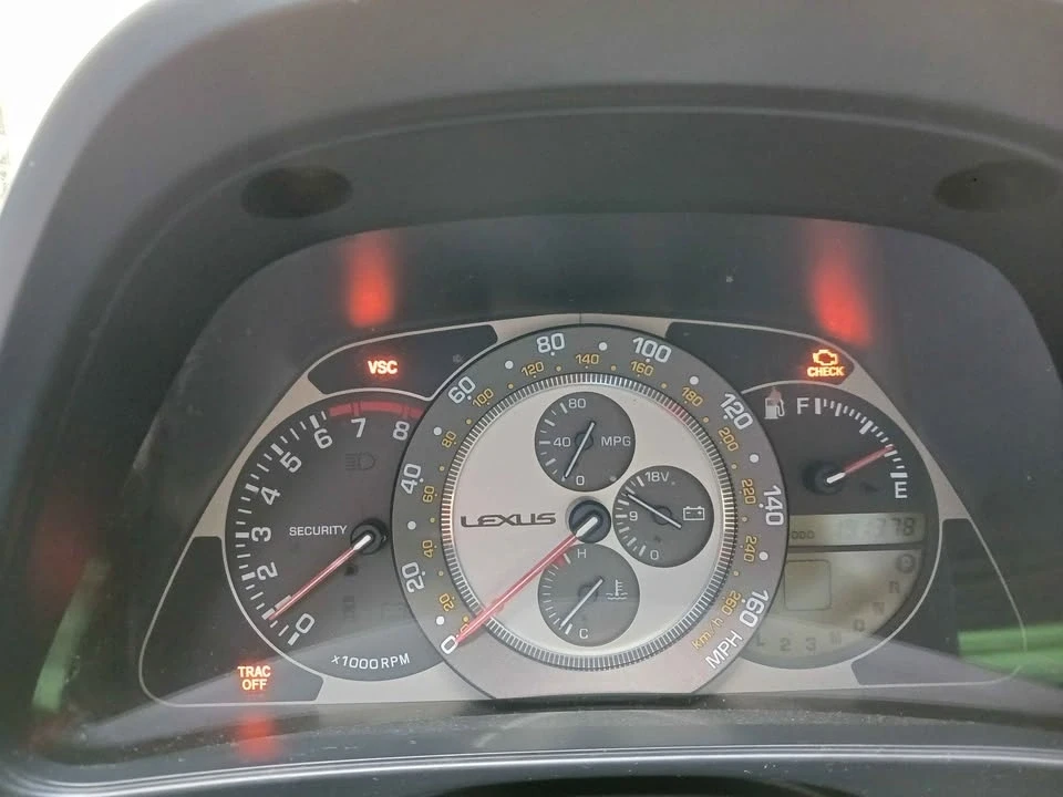 2004 Lexus IS 1st Gen - Image 9 of 11