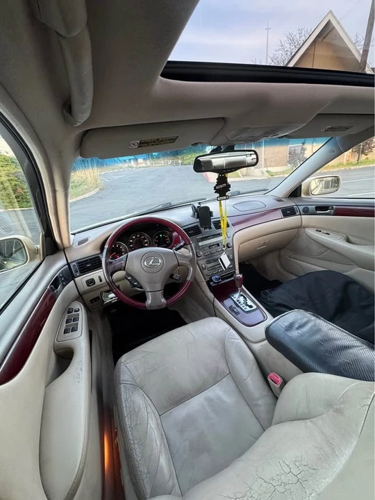 2004 Lexus IS 1st Gen - Image 6 of 11