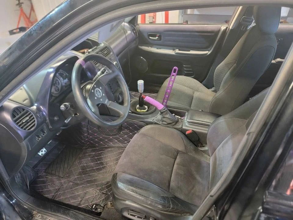 2004 Lexus IS 1st Gen - Image 9 of 11