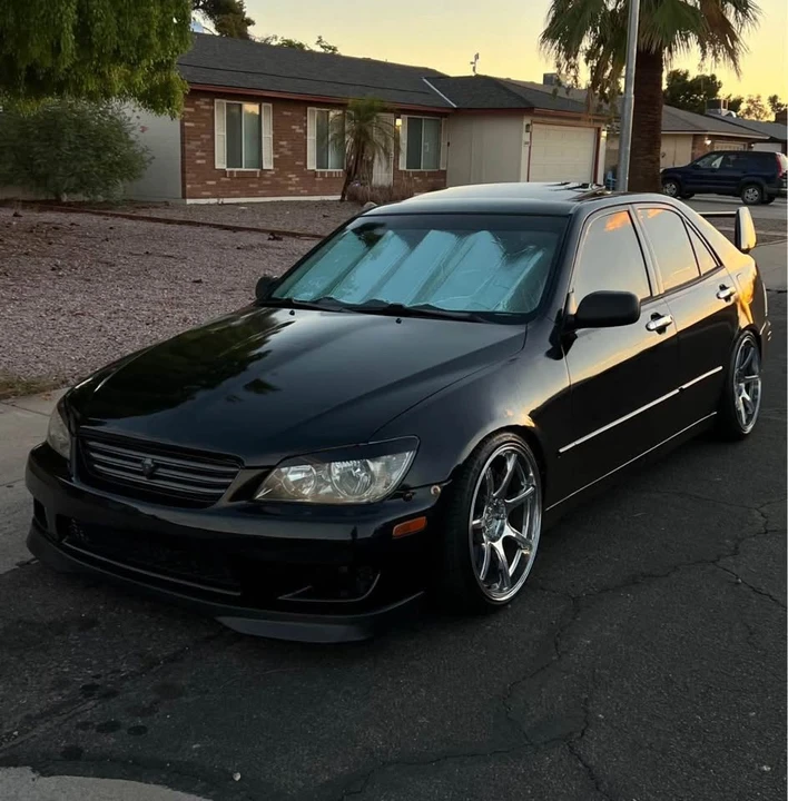 2004 Lexus IS 1st Gen - Image 2 of 6