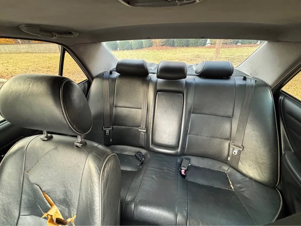 2004 Lexus IS 1st Gen - Image 7 of 10