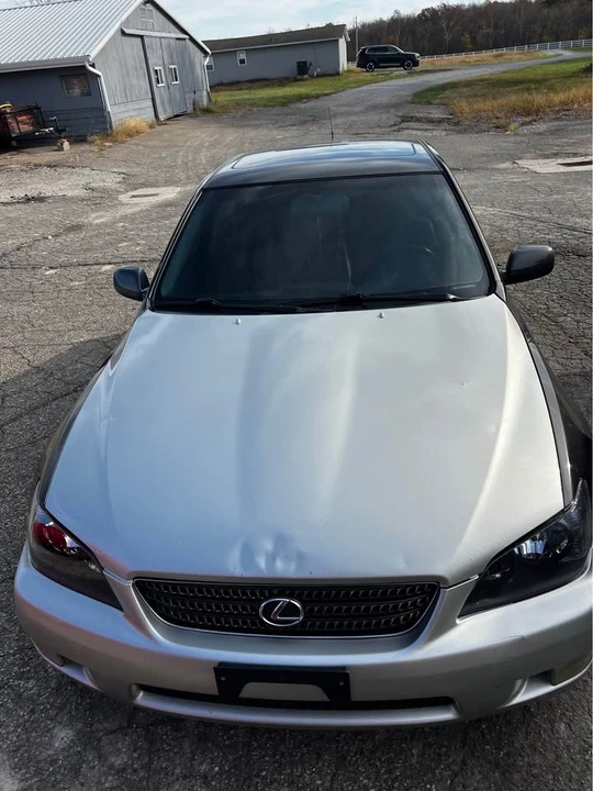 2004 Lexus IS 1st Gen - Image 3 of 9