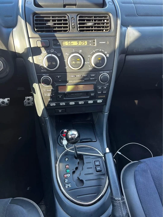 2004 Lexus IS 1st Gen - Image 8 of 9