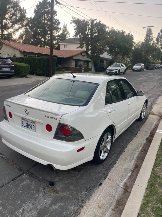 2004 Lexus IS 1st Gen - Image 3 of 6