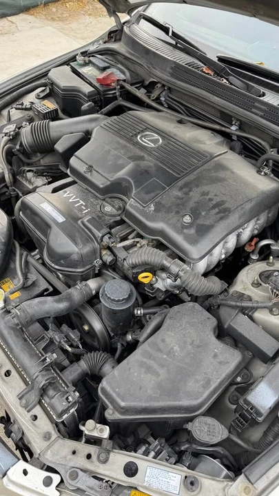 2004 Lexus IS 1st Gen - Image 10 of 19