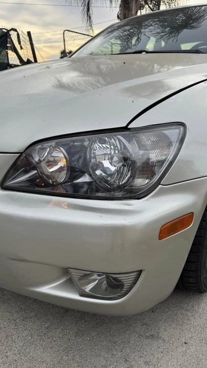 2004 Lexus IS 1st Gen - Image 9 of 19