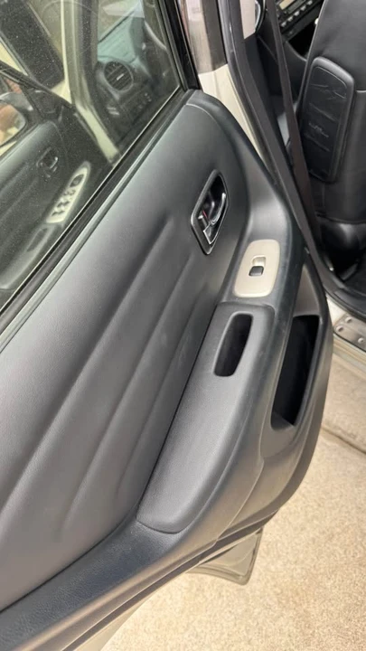 2004 Lexus IS 1st Gen - Image 14 of 19
