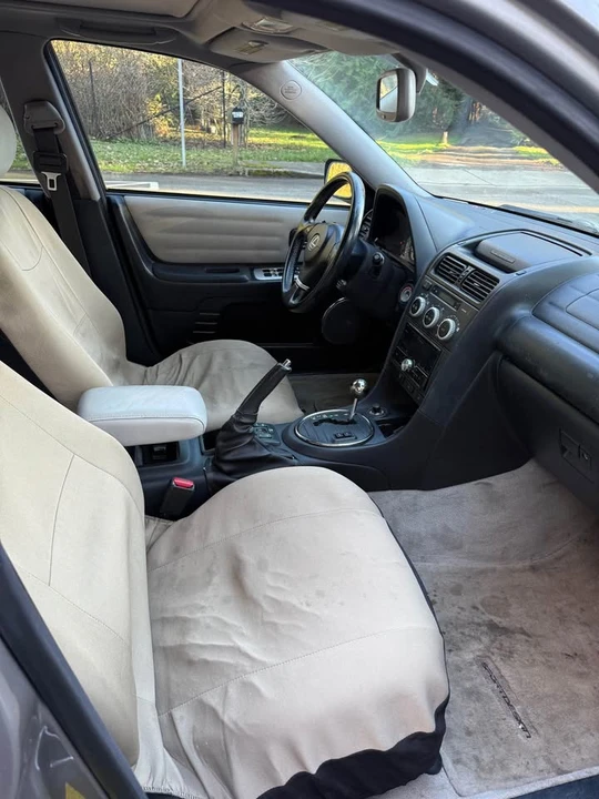 2004 Lexus IS 1st Gen - Image 8 of 10