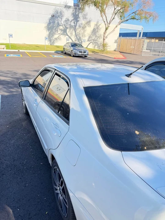 2004 Lexus IS 1st Gen - Image 12 of 13