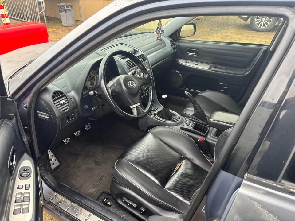 2004 Lexus IS 1st Gen - Image 2 of 6