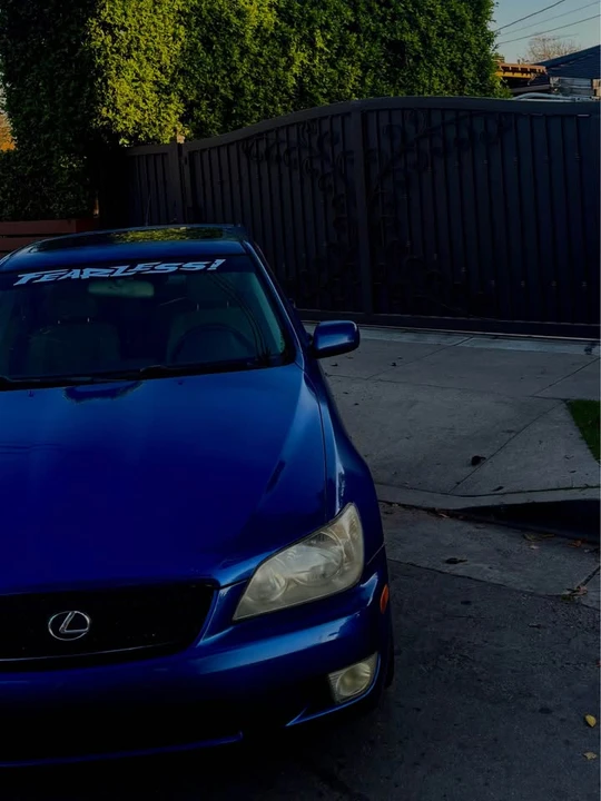 2004 Lexus IS 1st Gen - Image 8 of 10