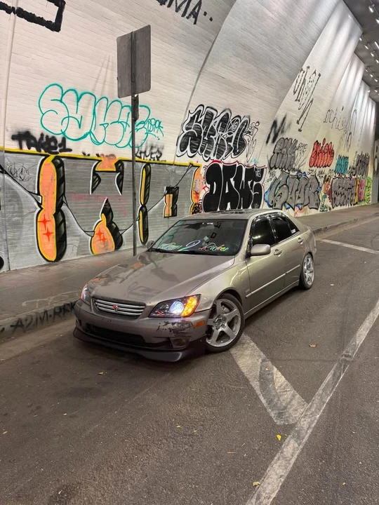 2004 Lexus IS 1st Gen - Image 6 of 8