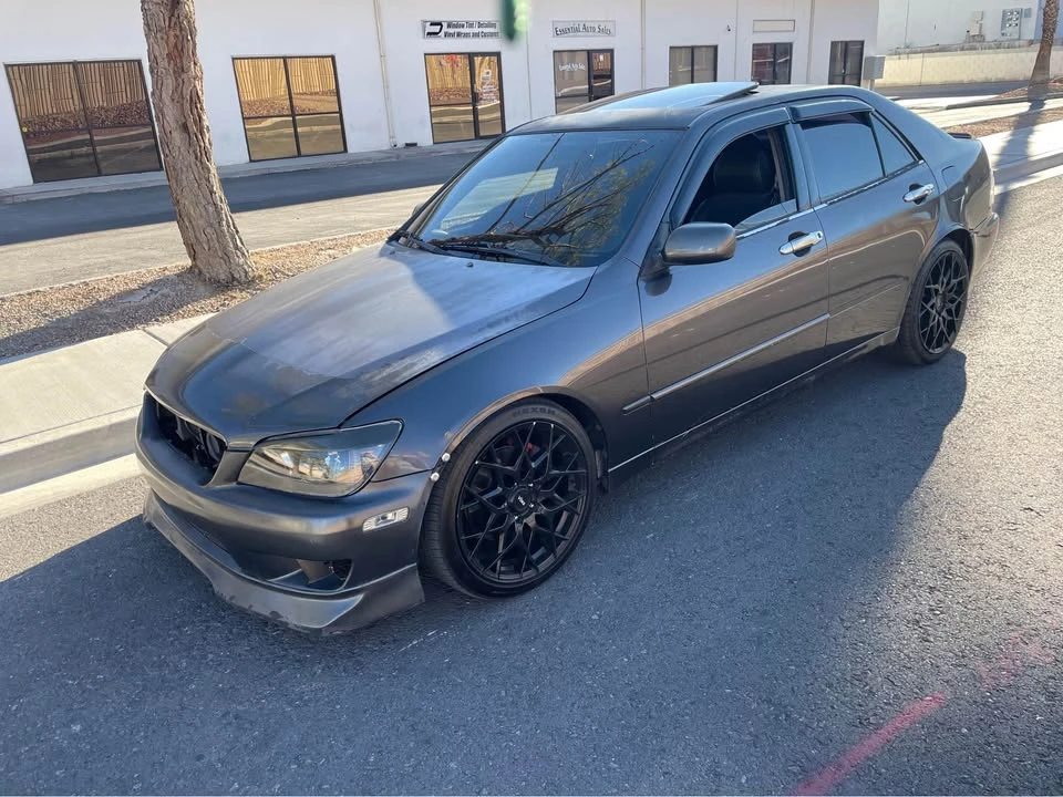 2004 Lexus IS 1st Gen - Image 2 of 4