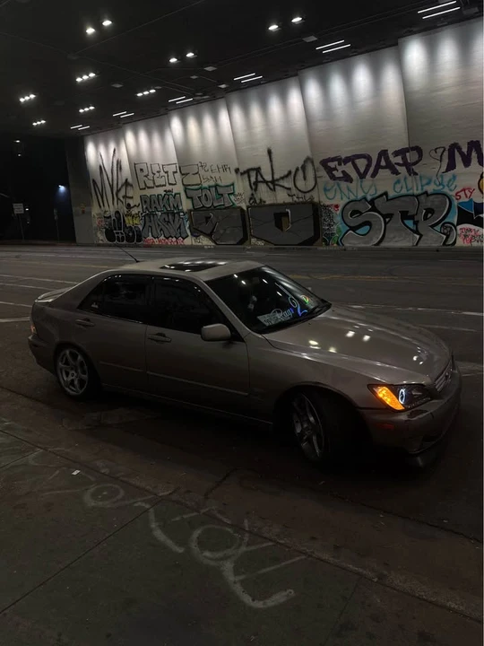 2004 Lexus IS 1st Gen - Image 3 of 8