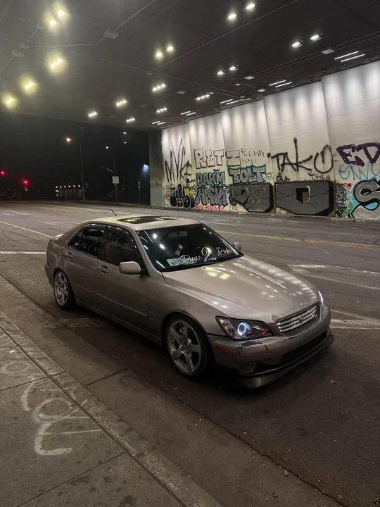 2004 Lexus IS 1st Gen - Image 7 of 8