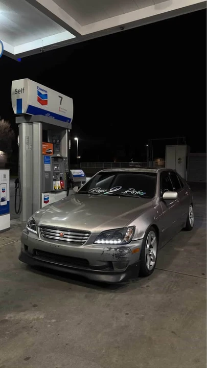 2004 Lexus IS 1st Gen - Image 8 of 8