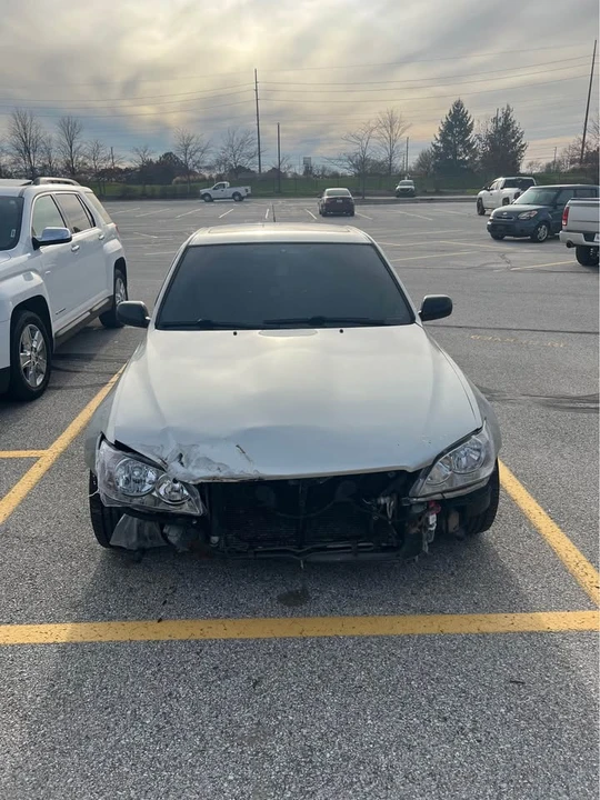 2004 Lexus IS 1st Gen - Image 7 of 8