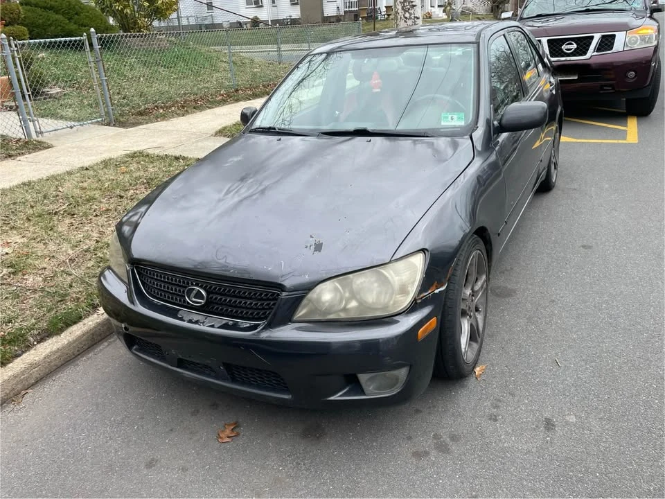2004 Lexus IS 1st Gen - Image 3 of 4