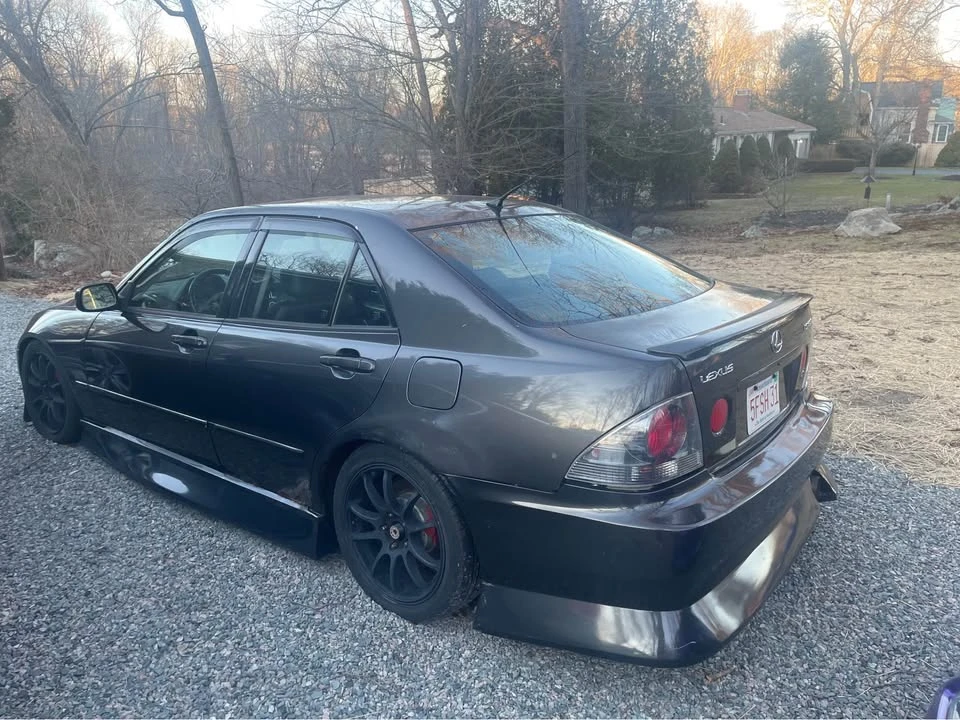 2004 Lexus IS 1st Gen - Image 8 of 10
