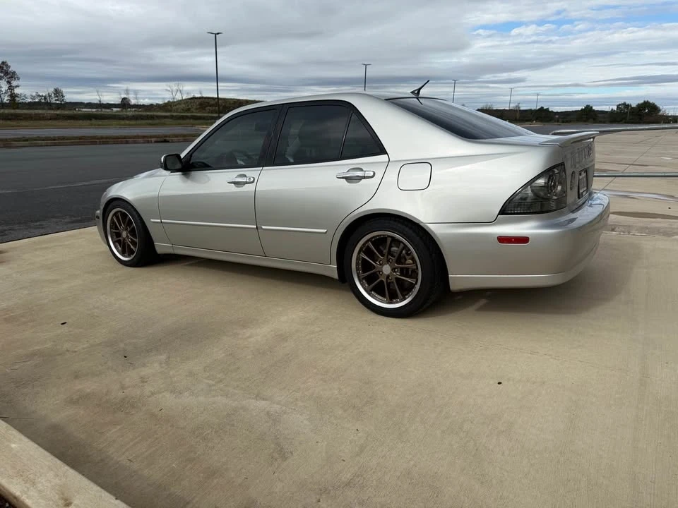 2004 Lexus IS 1st Gen - Image 3 of 6
