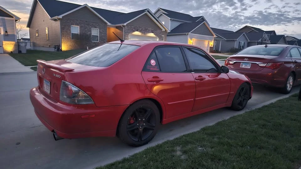 2004 Lexus IS 1st Gen - Image 4 of 11