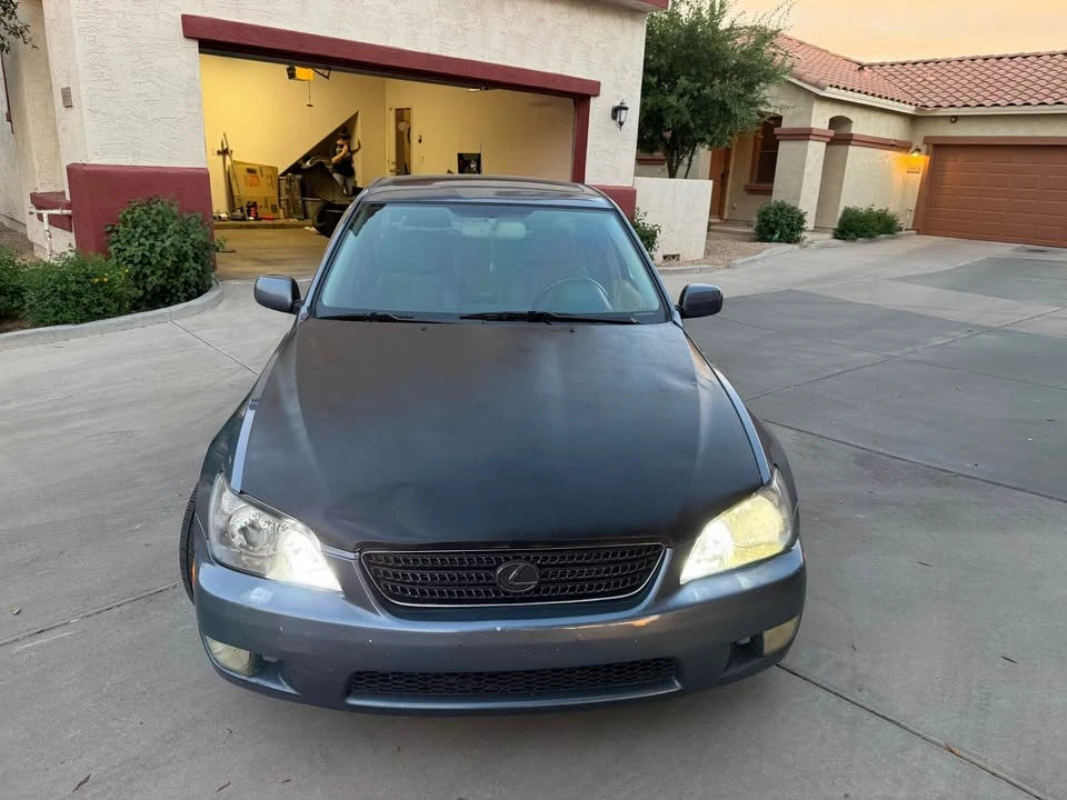 2004 Lexus IS 1st Gen - Image 4 of 5