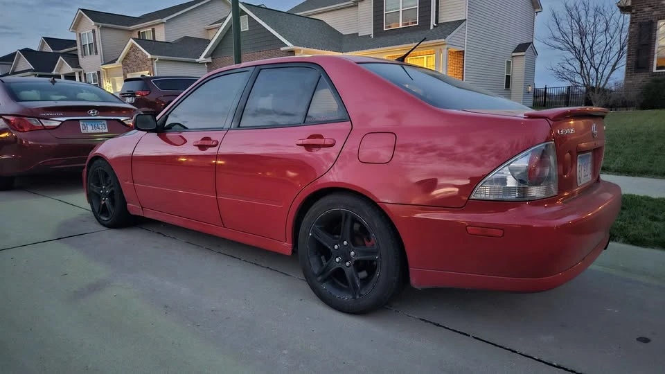 2004 Lexus IS 1st Gen - Image 3 of 11