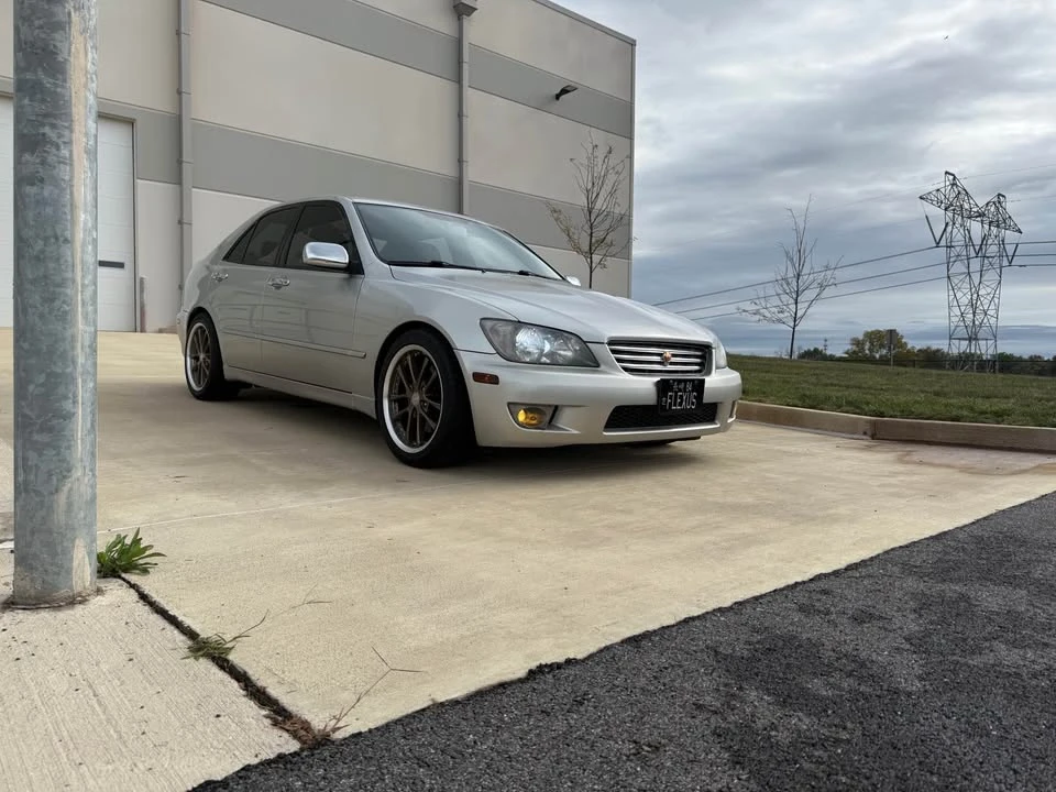 2004 Lexus IS 1st Gen - Image 2 of 6