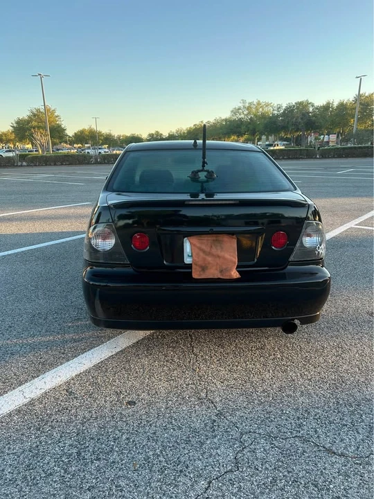 2004 Lexus IS 1st Gen - Image 3 of 19