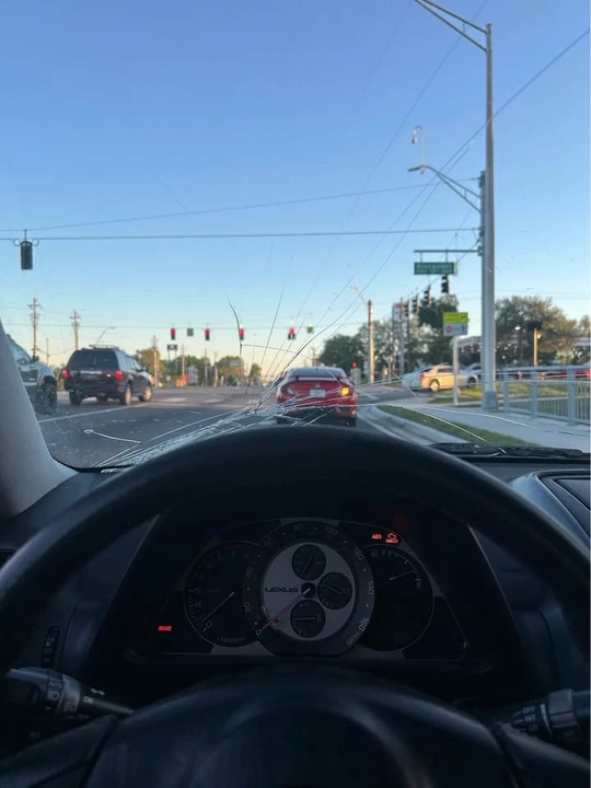 2004 Lexus IS 1st Gen - Image 17 of 19