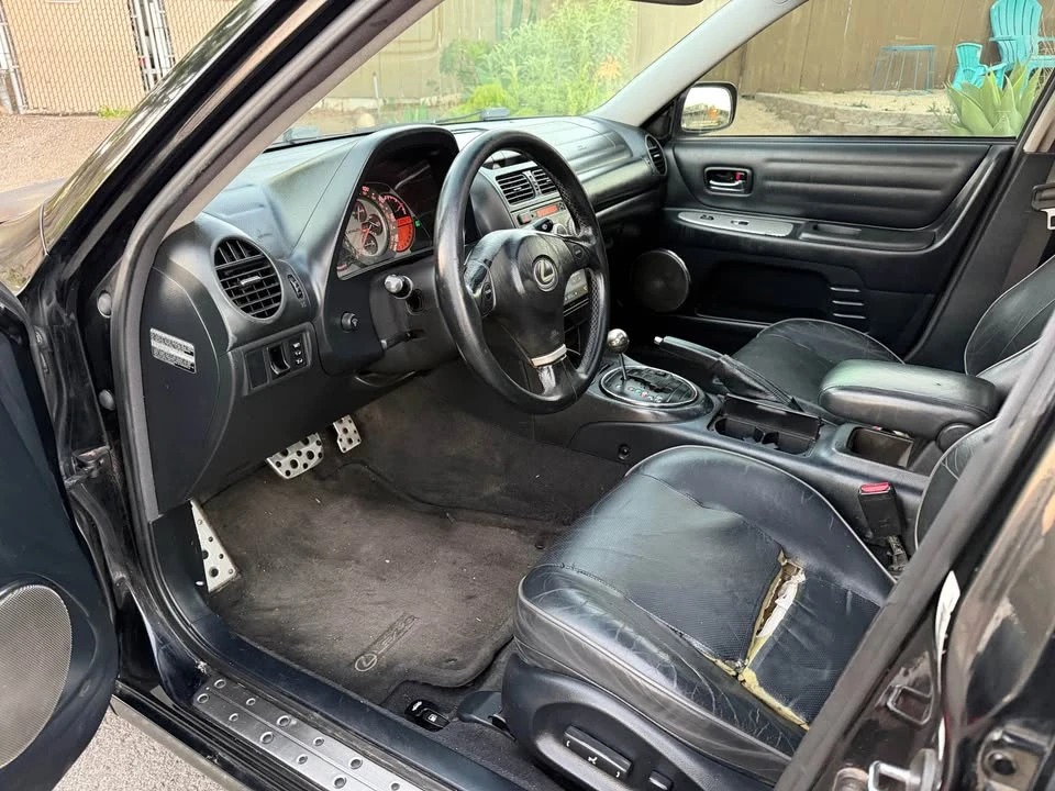 2004 Lexus IS 1st Gen - Image 14 of 20