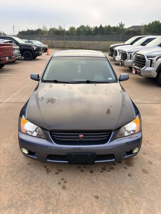 2004 Lexus IS 1st Gen - Image 2 of 20