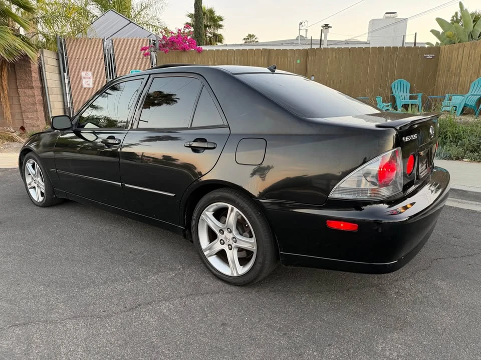 2004 Lexus IS 1st Gen - Image 6 of 20