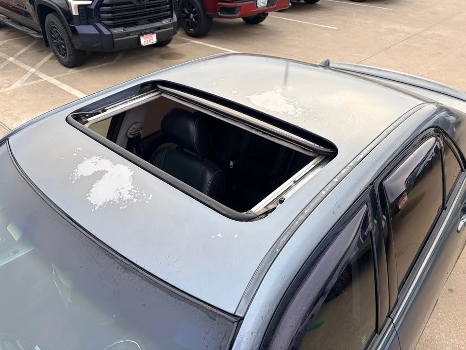 2004 Lexus IS 1st Gen - Image 6 of 20