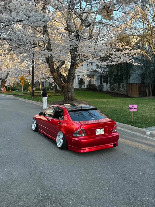 2004 Lexus IS 1st Gen - Image 4 of 10