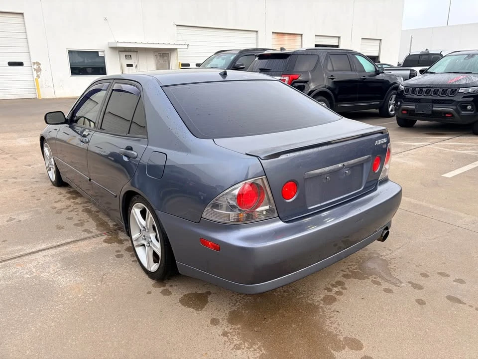 2004 Lexus IS 1st Gen - Image 8 of 20