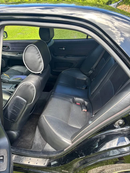 2004 Lexus IS 1st Gen - Image 5 of 11