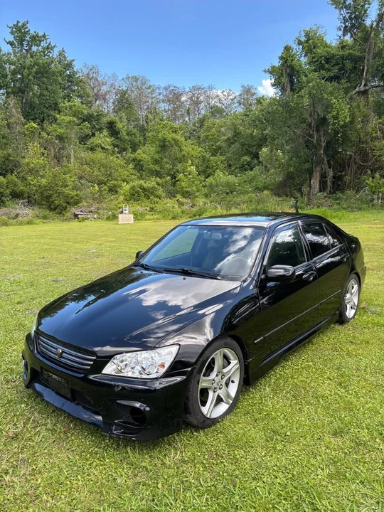 2004 Lexus IS 1st Gen - Image 3 of 11