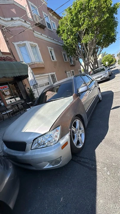 2004 Lexus IS 1st Gen - Image 3 of 8